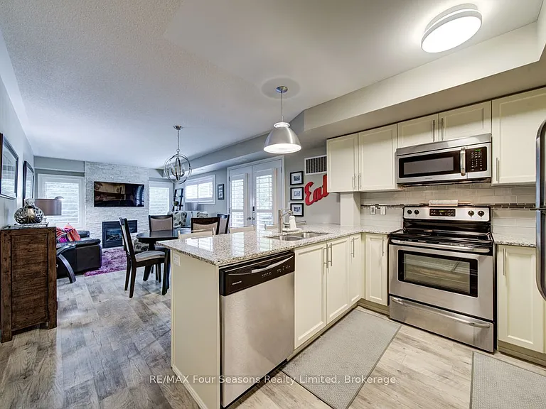 4 Brandy Lane Dr #108 — Photo 3