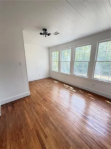 105 Hudson St — Photo 8