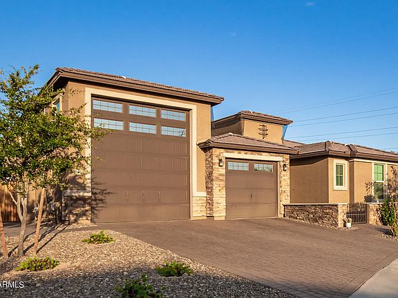 3rd image of 3161 S 183rd Dr