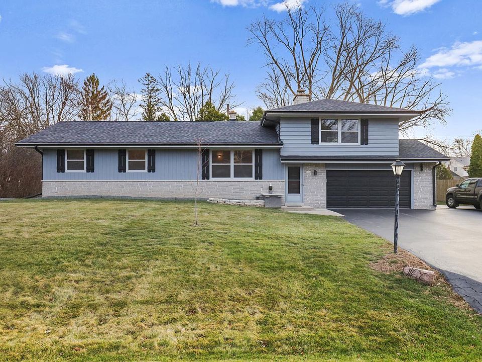 1st image of 9166 North Silver Brook LANE