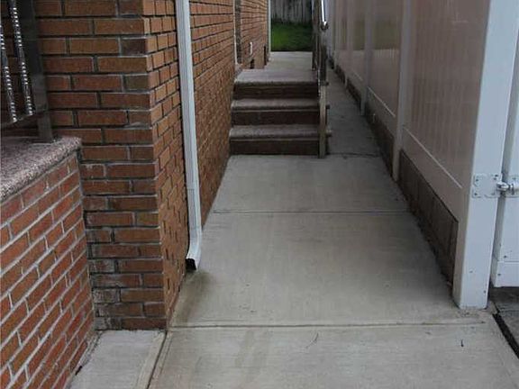 4th image of 9263 218th St