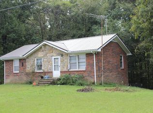 322 Poplar Grove Ln, Gainesboro, TN 38562