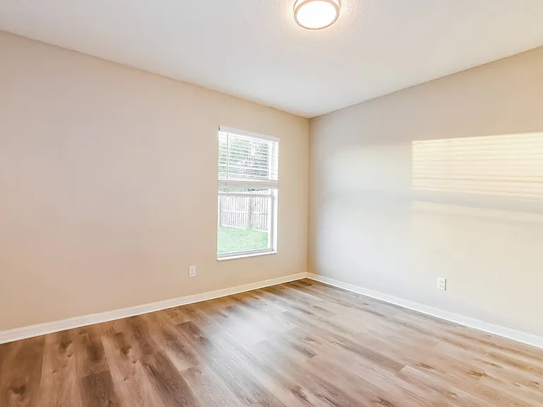 4732 Fort Bravo Ct — Photo 11