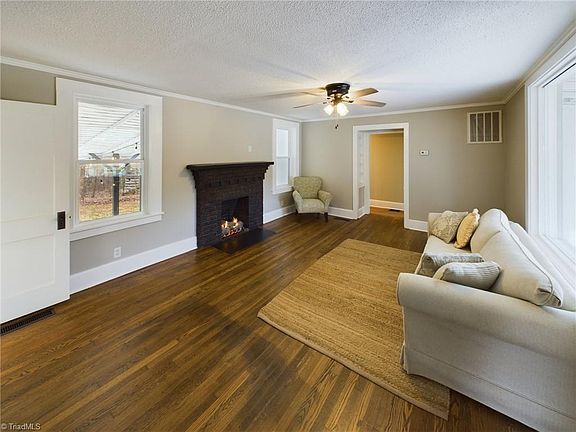 5th image of 555 Old Wilkesboro Rd