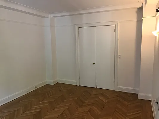 Rented by Everrock Equities | media 26