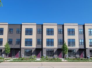 340 Summit Cir, Lombard, IL 60148