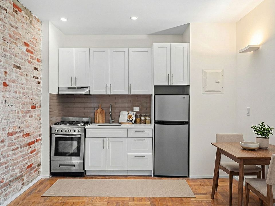 2nd image of 580 St Nicholas Ave APT 1S