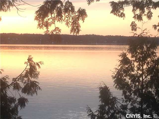 1st image of 37 Blackstone Bay Rd