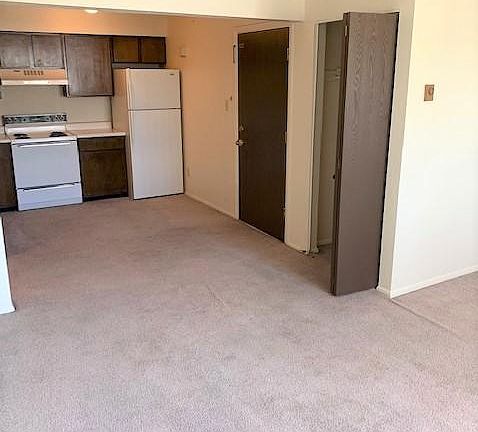 4th image of 2223 Missouri Ave APT 27