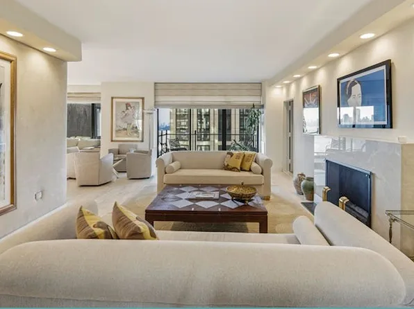 425 E 58th St APT 33D, New York, NY 10022