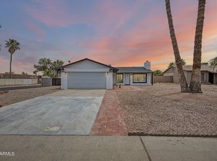 2577 E SWEETWATER Avenue, Phoenix, AZ 85032