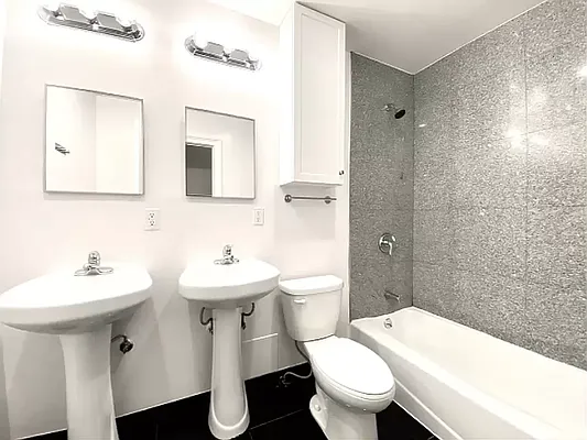 Rented by REAL New York | media 17