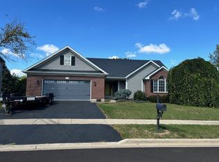 111 Devonshire Dr, Dekalb, IL 60115