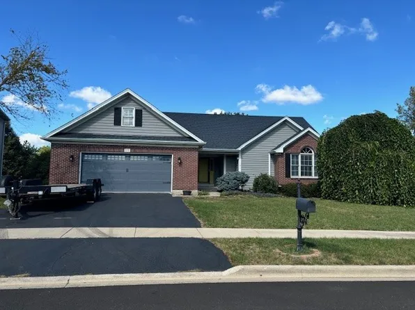 111 Devonshire Dr, Dekalb, IL 60115