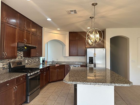 5th image of 6398 Pear Valley Ln