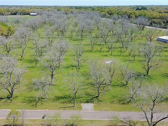 2nd image of 0 Festival Park Rd