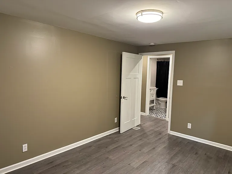 648 Eastern Ave #1 — Photo 17