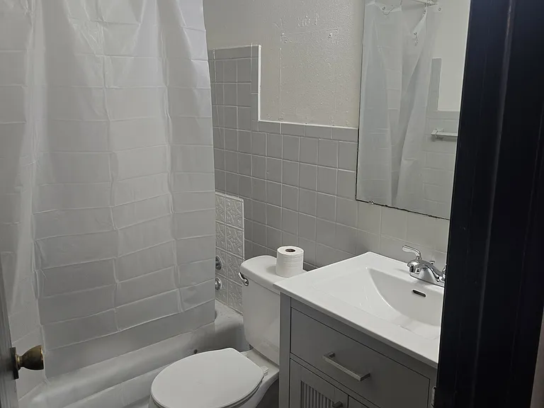 6537 7th Ave #8 — Photo 7