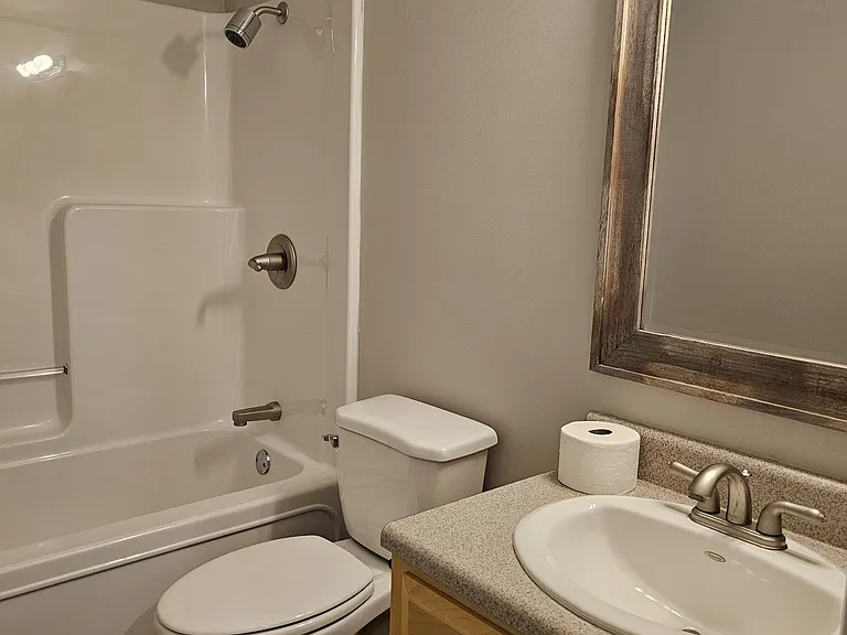 2602 Davis Ave — Photo 13