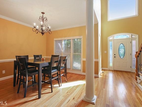 4th image of 2977 Cadbury Ct