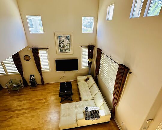 4th image of 2078 E Nohl Ranch Rd