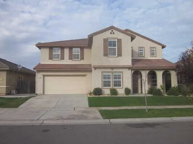 1523 Buckskin Way photo 1