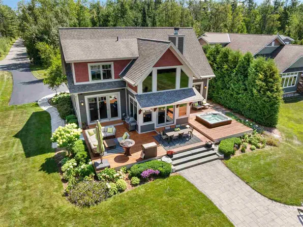 3980 Hendricks Rd, Petoskey, MI 49770