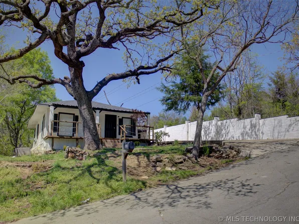 3604 S 28th West Ave, Tulsa, OK 74107