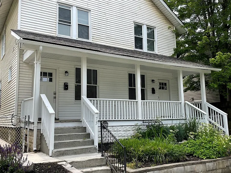 75 E Markison Ave — Photo 24