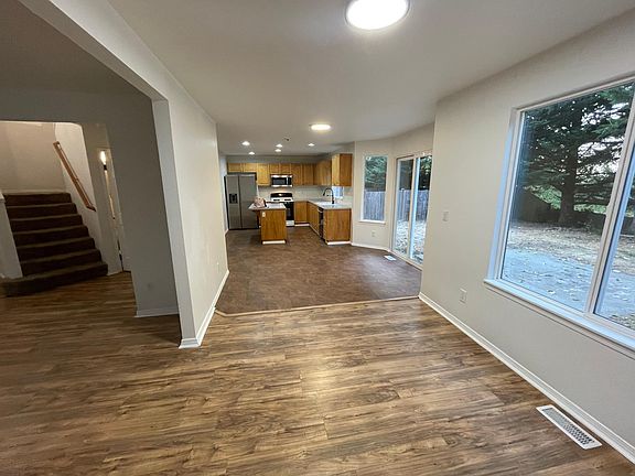 3rd image of 21533 102nd St E