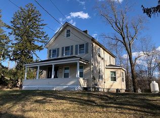 144 Iron Ore Rd, Manalapan, NJ 07726