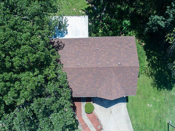 2nd image of 2905 Sue Dr