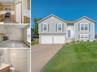 809 Canter St, Raymore, MO 64083