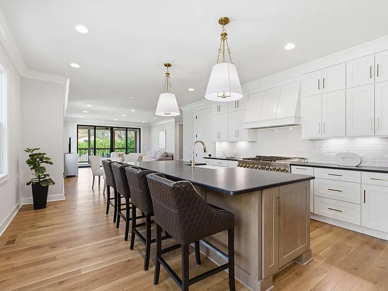 2704 Westwood Ave — Photo 10