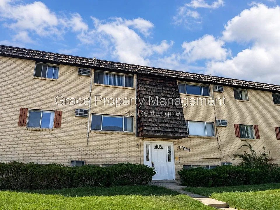 7091 Hooker St #201