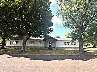 602 E Bond St, Monett, MO 65708