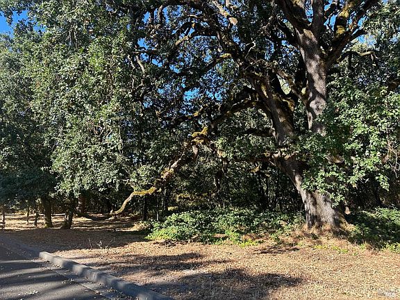 3rd image of 200 - 250 Napa Road