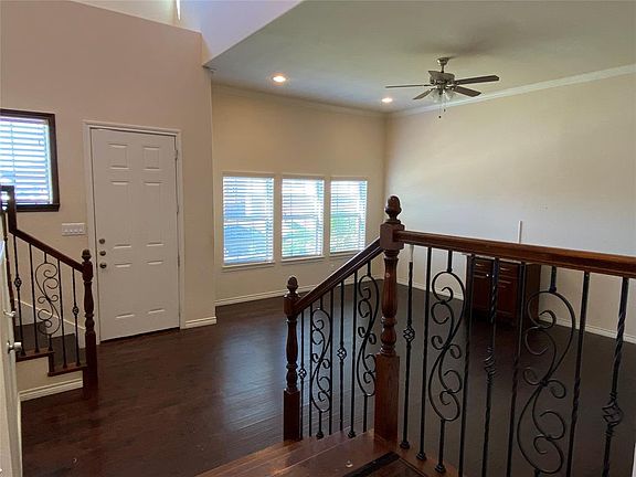 3rd image of 3540 Manesh Dr