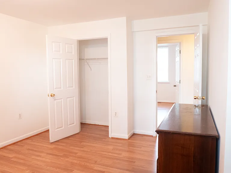 2300 18th St NE #2300 — Photo 30