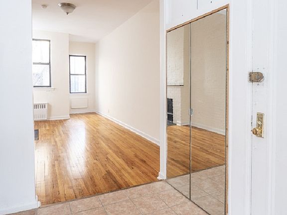 4th image of 235 E 12th St APT 2C