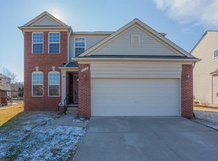 470 Shiloh Dr, Chelsea, MI 48118