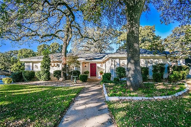 1st image of 7201 Timberidge Dr