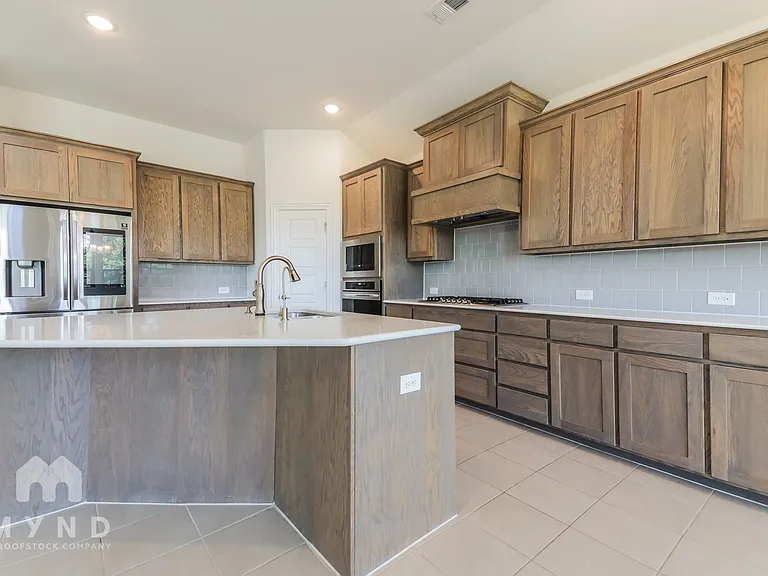 12108 Buffalo Hills Dr — Photo 14