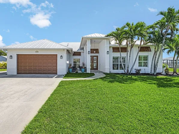 11 SE 10th Ave, Cape Coral, FL 33990