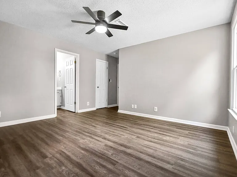3394 Minor Dr — Photo 11
