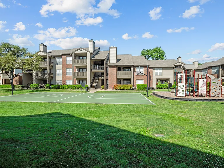 Preston Bend — Photo 15