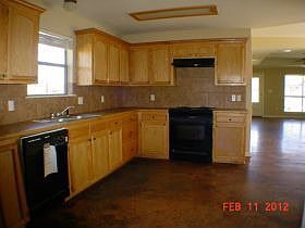 5th image of 671 Rushmore Dr