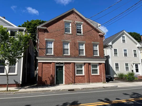 267 Merrimac St, Newburyport, MA 01950