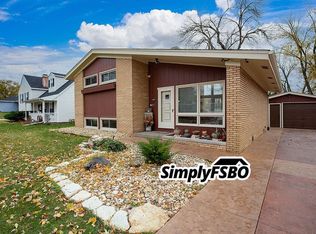 1717 E 31st St, Davenport, IA