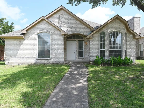 1426 Springwood Dr, Mesquite, TX 75181